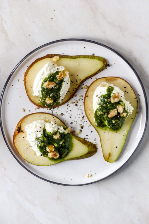 Anna_Lee_Eats_Canapes_Birnen_Pesto_Burrata_Walnüsse