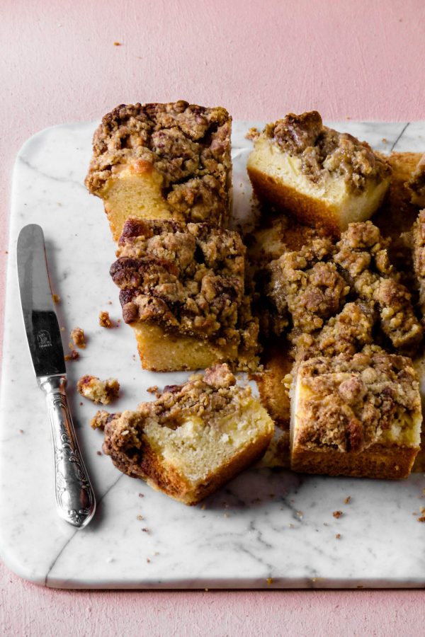 Anna_Lee_Eats_Apfel_Streuselkuchen