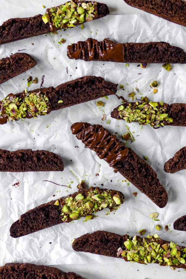 Anna_Lee_Eats_Schokoladen_Cantuccini_Pistazien