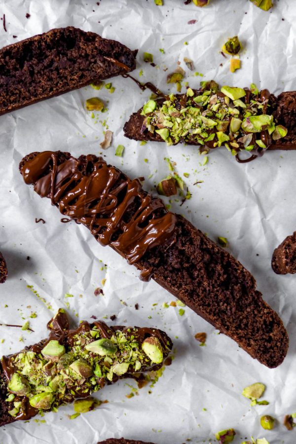 Anna_Lee_Eats_Schokoladen_Cantuccini_Pistazien
