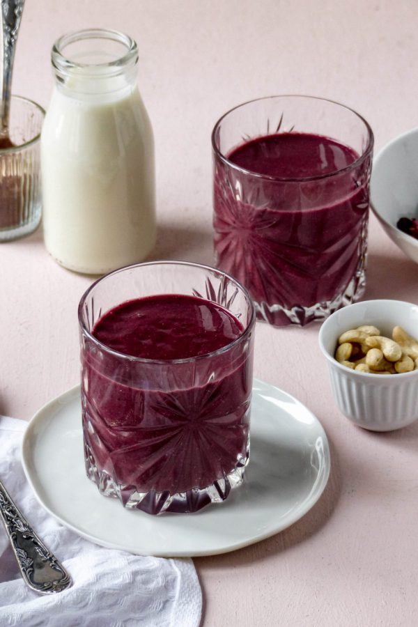 Anna_Lee_Eats_Brombeer-Kakao-Smoothie