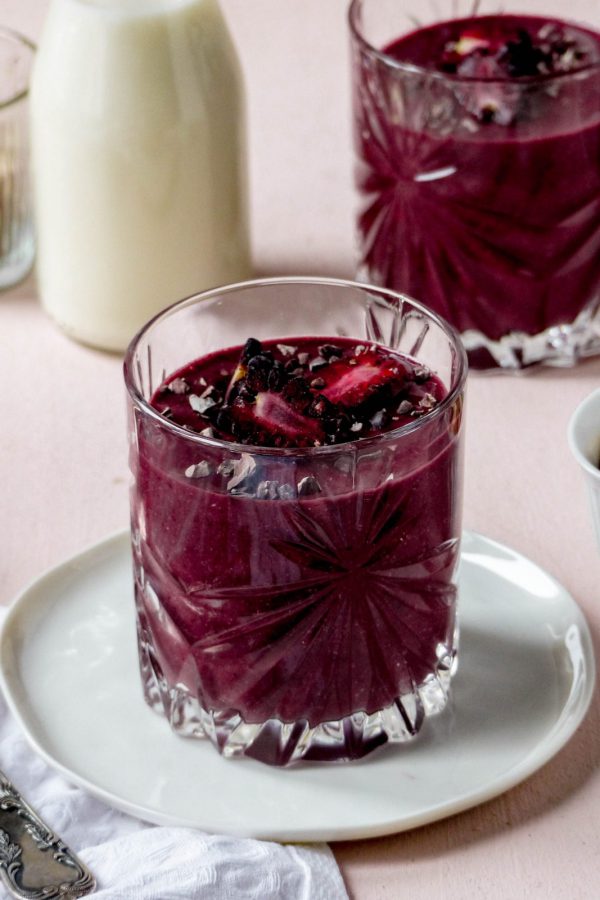 Anna_Lee_Eats_Brombeer-Kakao-Smoothie