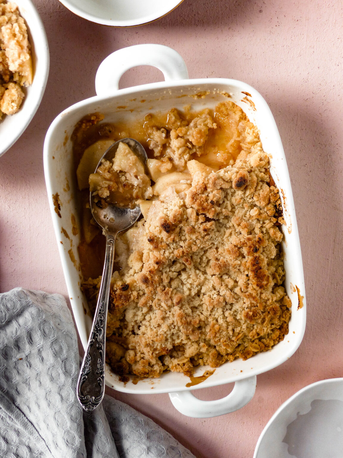 Veganer Apfel-Crumble - Anna Lee EATS.