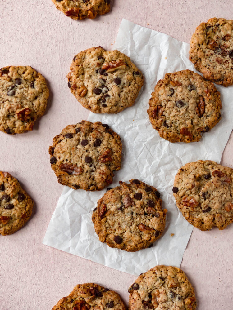 Haferflocken-Chocolate-Chip-Cookies mit Walnüssen - Anna Lee EATS.