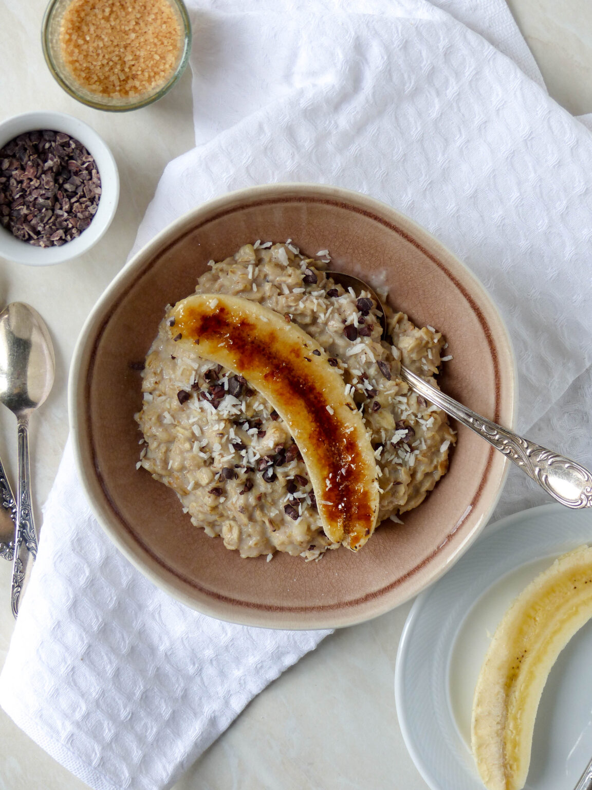 Porridge mit karamellisierter Banane - Anna Lee EATS.
